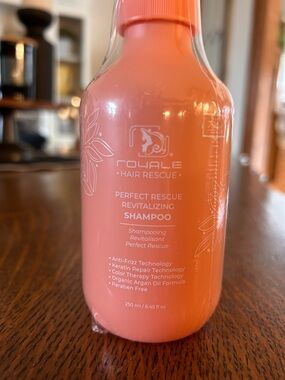 Royale Predire Perfect Rescue Revitalizing Shampoo — Coral Pink